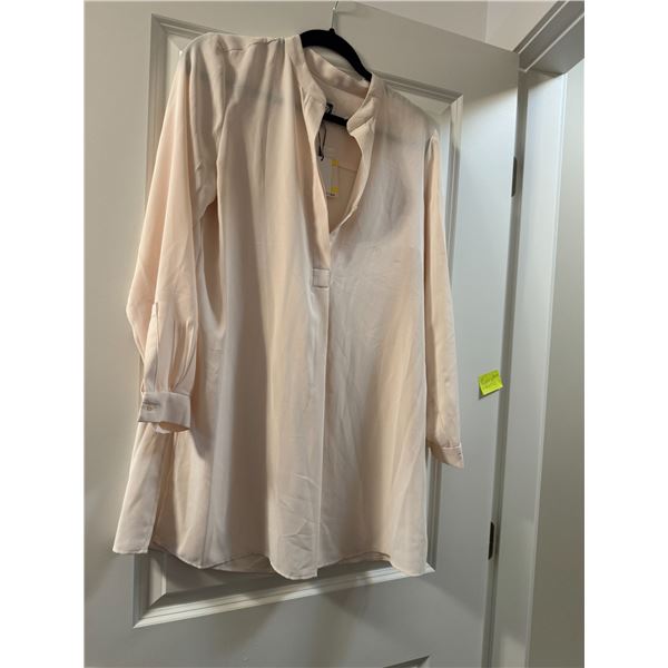 NWT Anne Klein size medium shirt