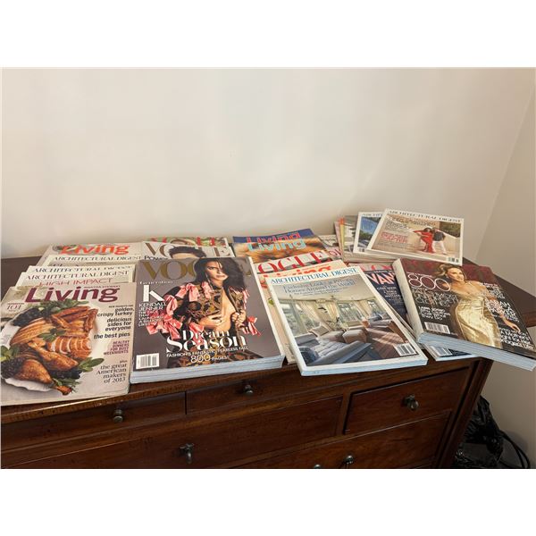 Assorted magazines