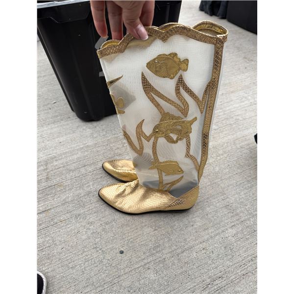 ZALO boots size 9, made in Spain