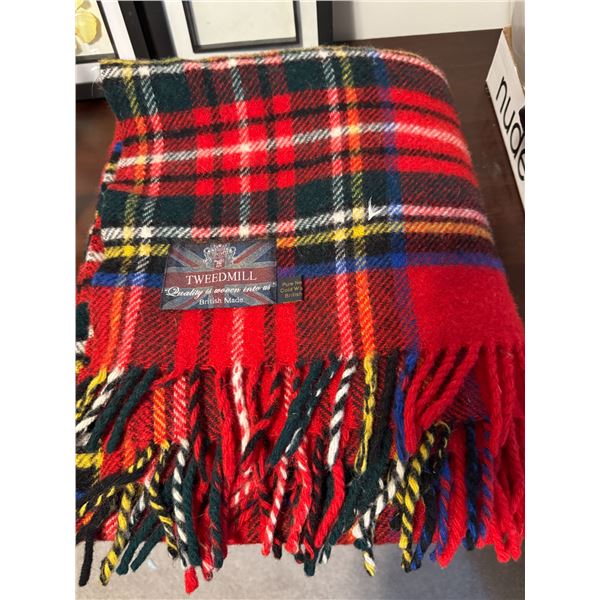 Tweed mill, British maid wall blanket