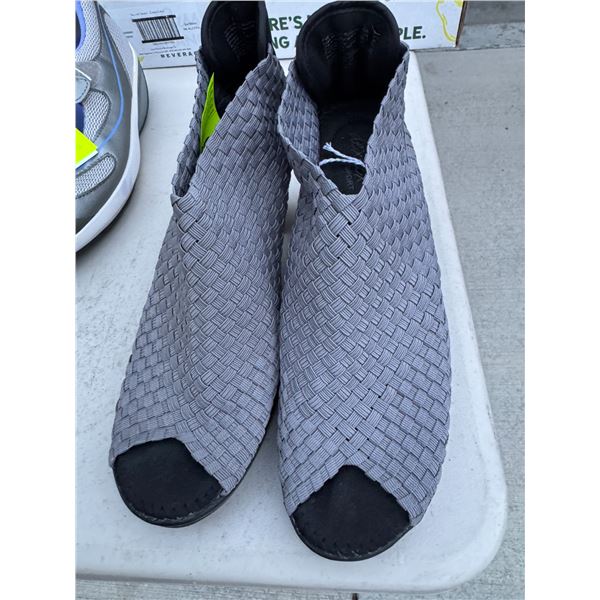 Dex flex sport size 10 shoes