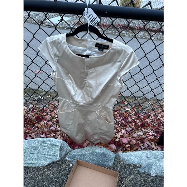 Guess, silky sleeveless dress with pockets size 10