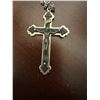 Image 2 : Unmarked necklace and cross pendant