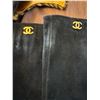 Image 2 : Chanel boots need repair 39