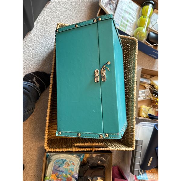 Storage box and basket