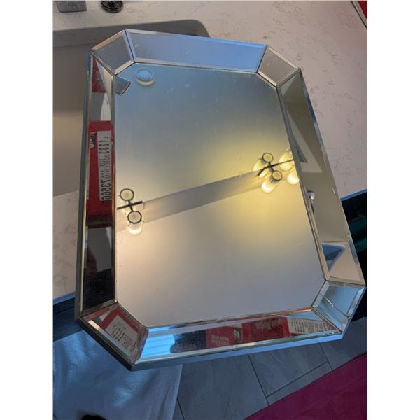 Mirror tray