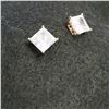 Image 3 : 14K Yellow Gold stud earrings