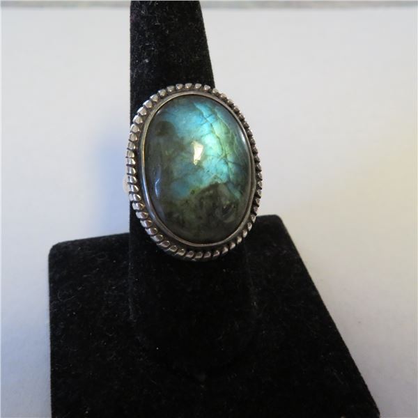 925 Silver ring with an absolutely beautiful stone.  Approx size 8.  Band is marked 925
