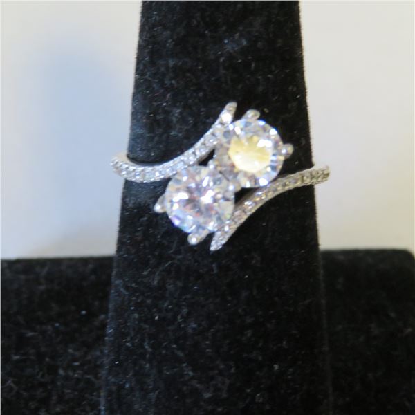 925 Silver ring with clear stones - see description and photos