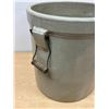 Image 6 : Nice 5 Gallon Medalta Potteries Ltd. Medicine Hat Alberta Crock with Lid & Handles