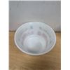 Image 4 : Vintage Hazel Atlas Milk Glass Tom and Jerry Punch Bowl / Fruit Bowl 9.5"W 5.75"T