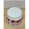 Image 5 : Vintage Hazel Atlas Milk Glass Tom and Jerry Punch Bowl / Fruit Bowl 9.5"W 5.75"T
