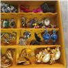 Image 5 : Beautiful Vintage MELE Jewellery box containing 40 pairs of pierced earrings