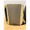 Image 7 : Electric Accordion Camerano (Italy) with case - not tested, see all photos