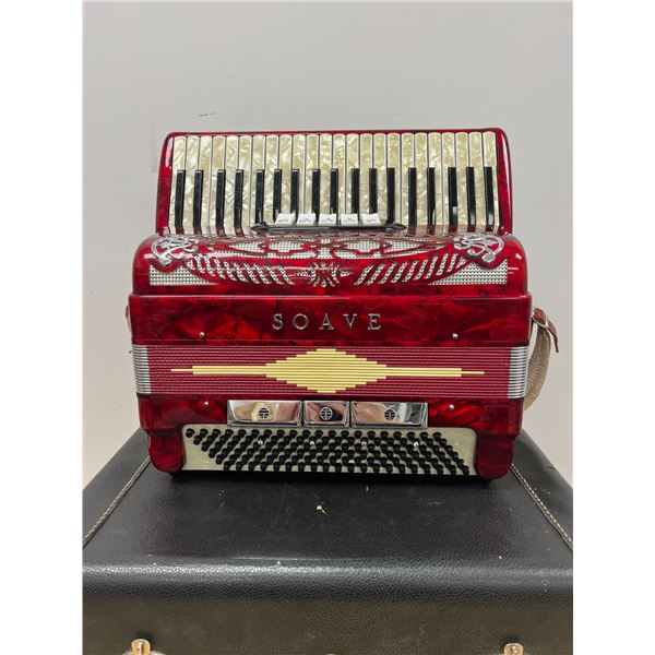 Soave (Italy) Accordion with Case - not tested, see all photos