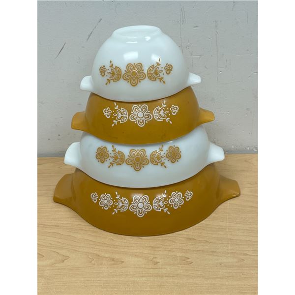 4 Pyrex Gold Butterfly Cinderella Nesting Mixing Bowls - Largest 4 qt.