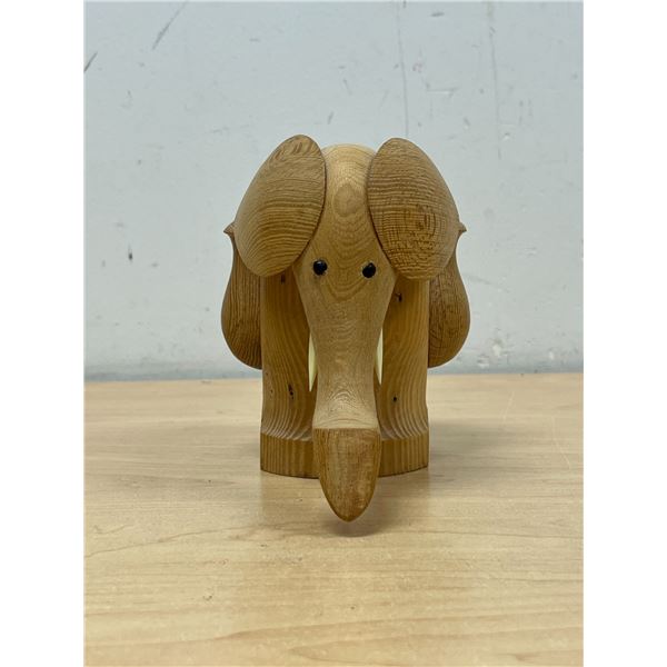 Nice Wood Carved Elephant Sculpture 7"W 6"T
