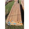 Image 1 : 130 Spruce Boards 2" x 4" x 92 5/8"