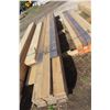 Image 1 : 17 Spruce Boards;