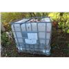 Image 1 : 200 Gallon Poly Tank