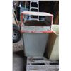 Image 3 : A&w Garbage Can