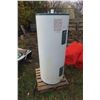 Image 1 : Everkleen Electric Water Heater - 59" Height 24" Diameter