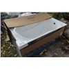 Image 1 : New White 60" Bath Tub