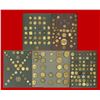 Image 1 : A book of 5 cards of assorted uniform buttons