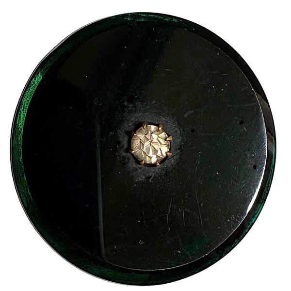 A division one glass and paste button