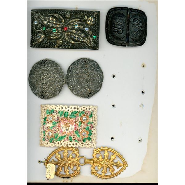 A small card of division one and three buckles.