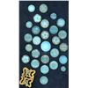 Image 1 : A small card of division one glass buttons