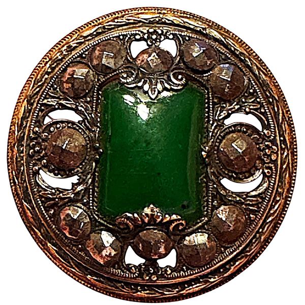 A division one glass in metal Gay 90 button