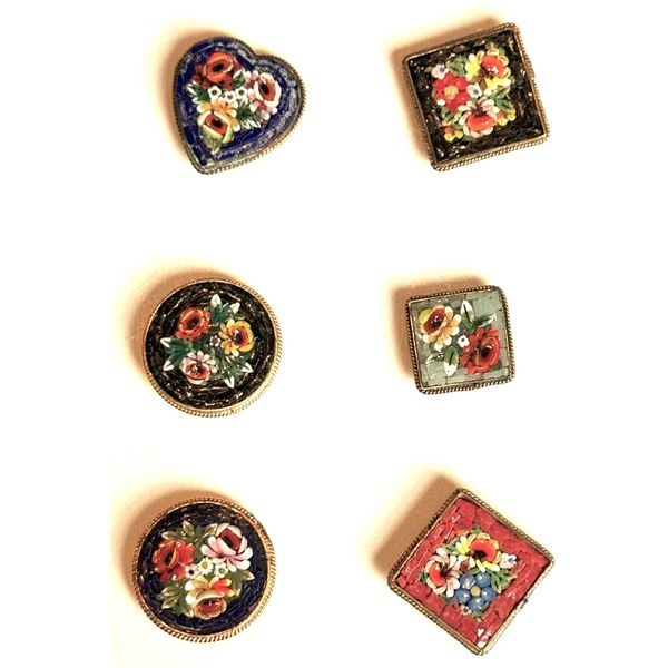 A small card of division three Mosaic buttons