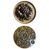 Image 1 : A small card of division one wood buttons