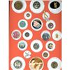 Image 1 : A card of division 1 & 3 assorted material buttons
