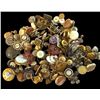 Image 1 : A large bag lot of stud style buttons