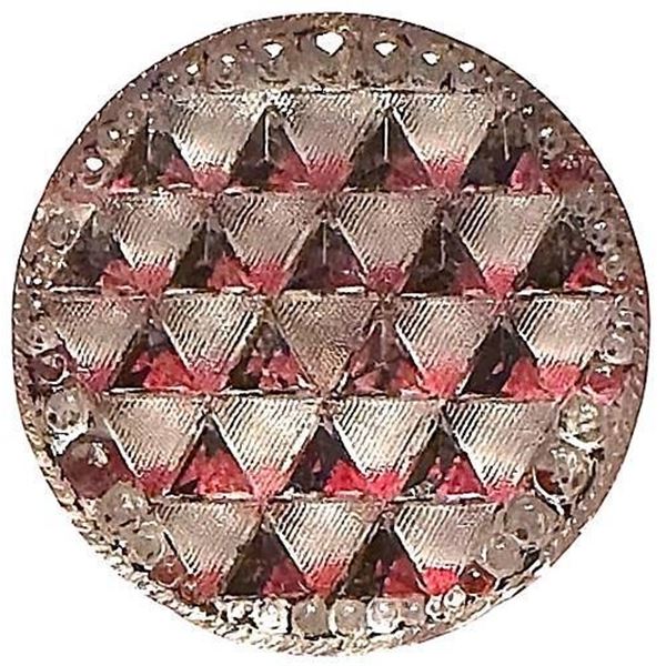 A division one lacy glass button