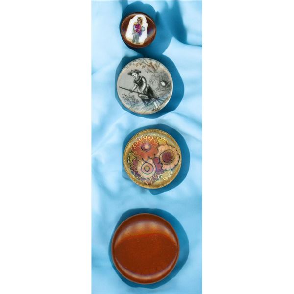 A small card of division one ceramic buttons
