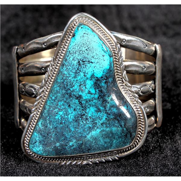 Large Navajo Made Turquoise Cuff [202793]