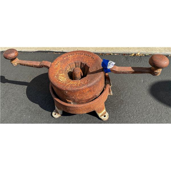Denver Fireclay Weatherhead Crusher [203552]