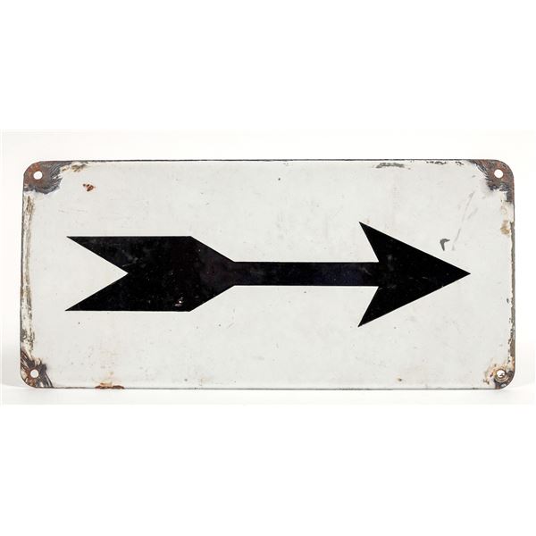 Black Arrow Sign [201923]