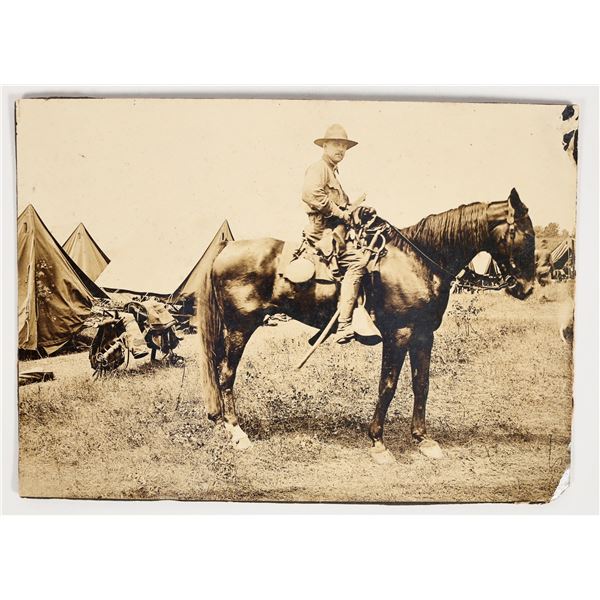 US Cavalry Soldier on Horseback c. 1902 [202917]