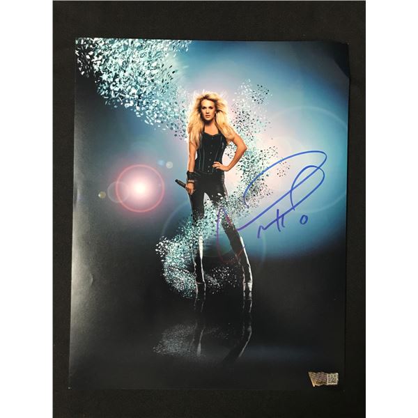 CARRIE UNDERWOOD SIGNED 11 X 14 PICTURE - ACE COA