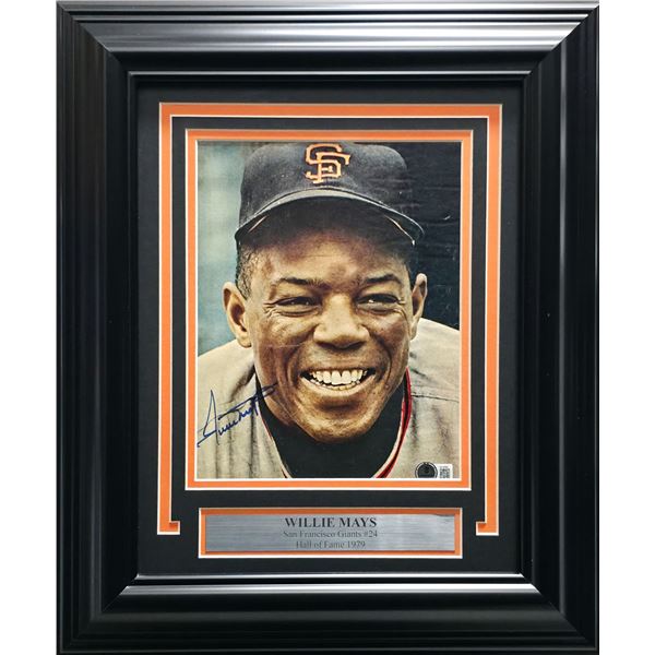 WILLIE MAYS SIGNED AND FRAMED 8X11.5 MAGAZINE - BECKETT COA
