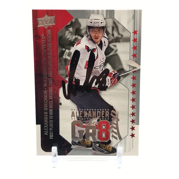 ALEXANDER OVECHKIN SIGNED TRADING CARD