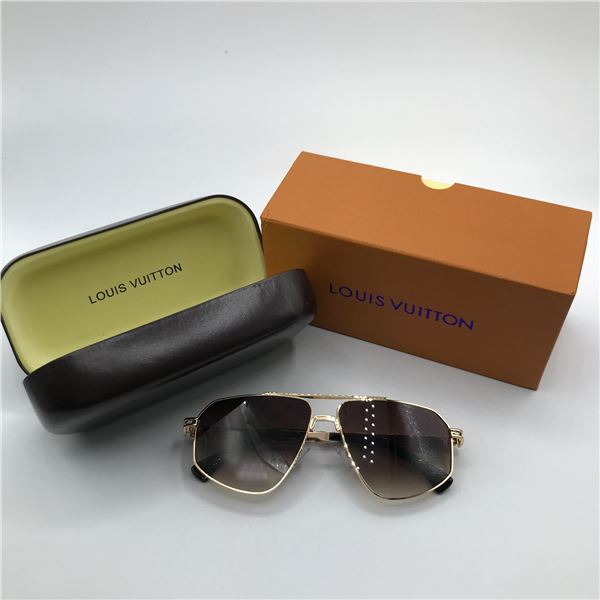 BNIB LOUIS VUITTON SUNGLASSES WITH ACCESSORIES - AUTHENTICITY UNKNOWN