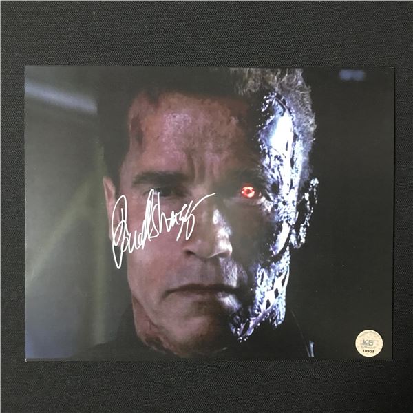 ARNOLD SCHWARZENEGGER SIGNED TERMINATOR 8X10 - KB COA