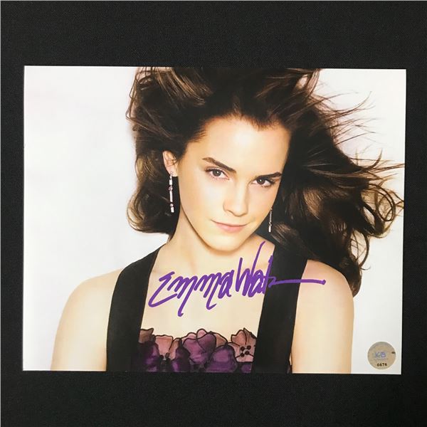EMMA WATSON SIGNED 8X10 - KB COA