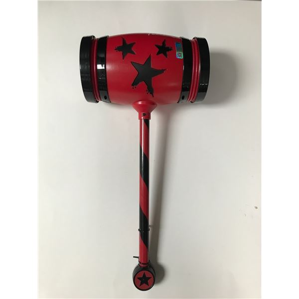 MARGOT ROBBIE SIGNED 'HARLEY QUINN' HAMMER CELEBRITY AUTHENTICS COA