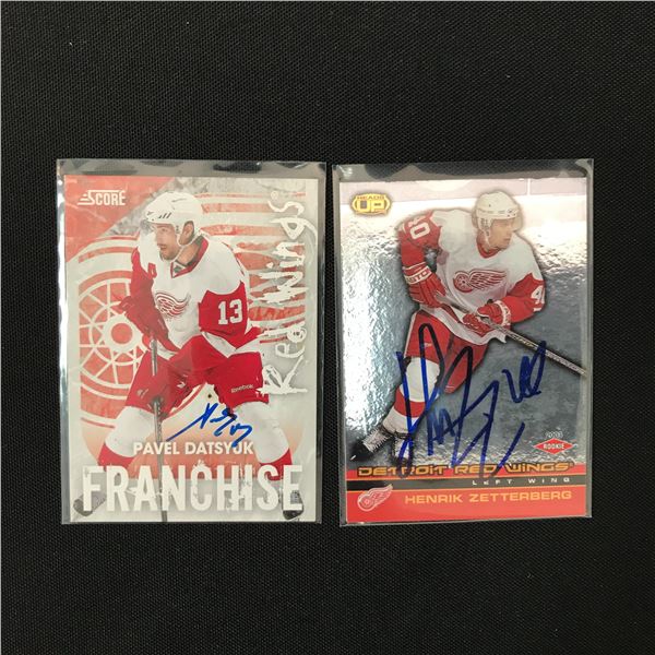 LOT OF 2 SIGNED HOCKEY CARDS DATSYK AND ZETTERBERG